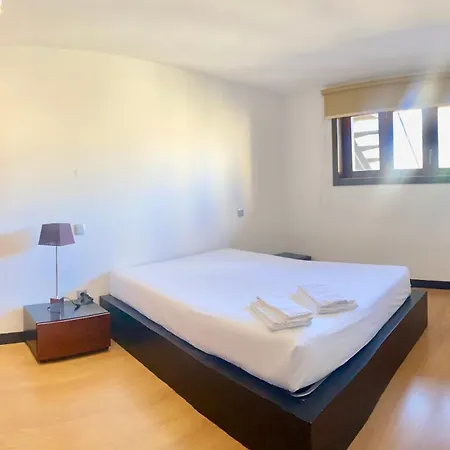 Misericordia Garden Homes דירה