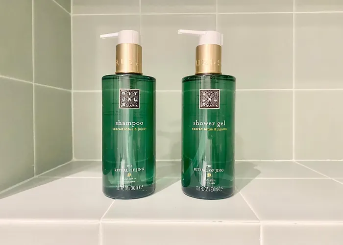 Misericordia Garden Homes דירה